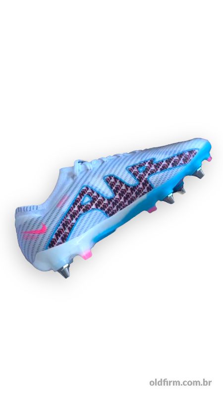 Nike-Zoom-Mercurial-Vapor-15-White-Blue-Pink-inside